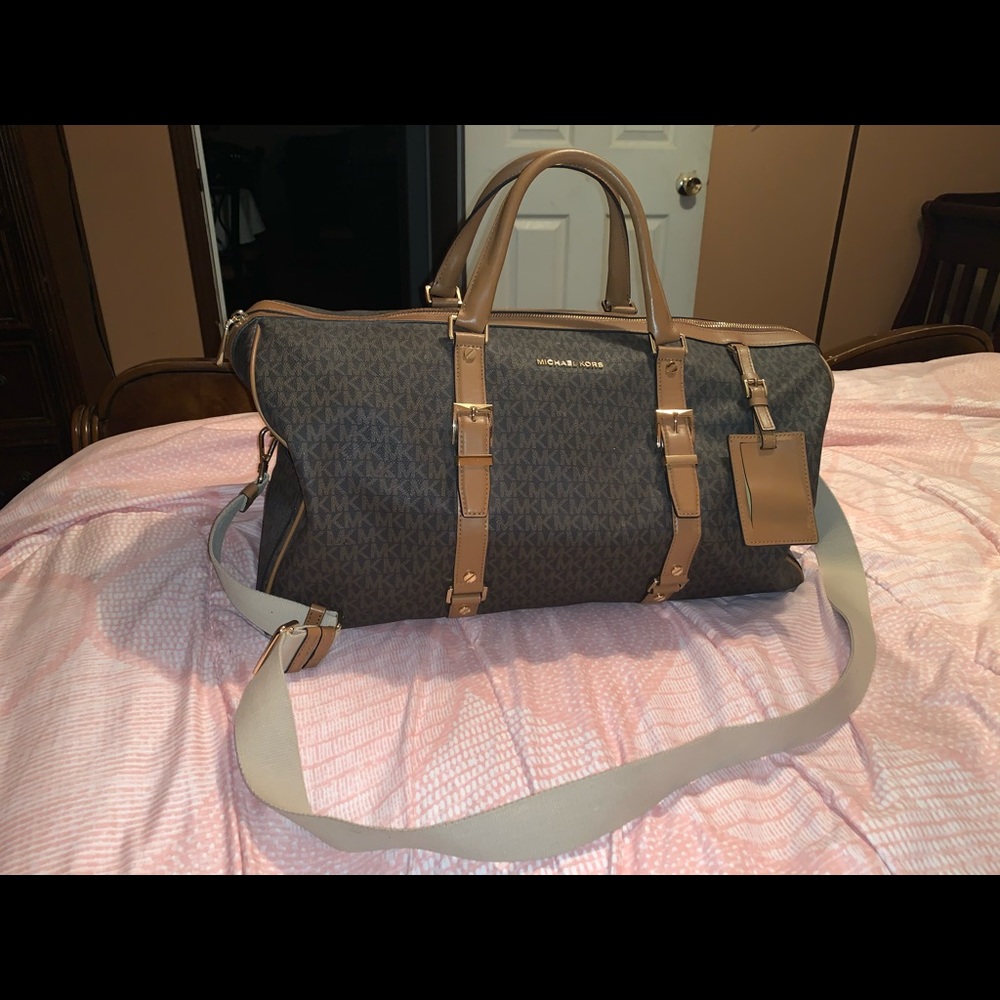 Michael Kors xl weekender bag